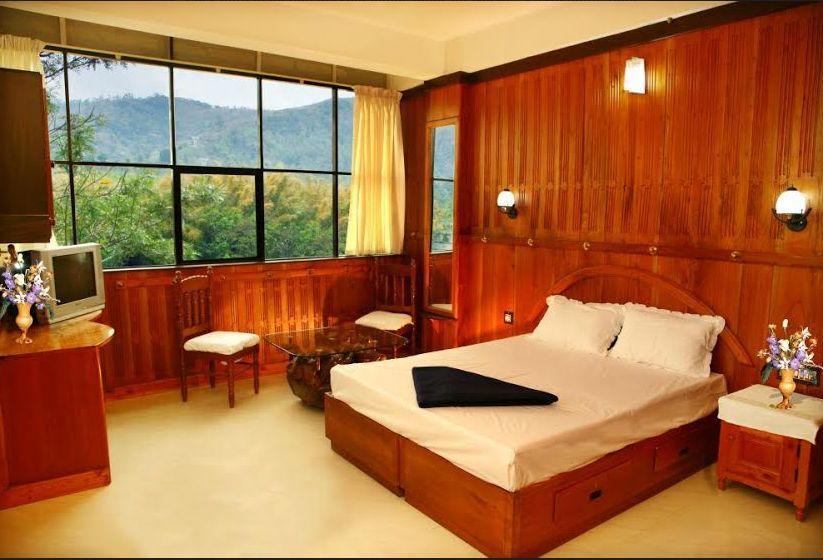 Dolphin Residency Hotel Thekkady Kültér fotó